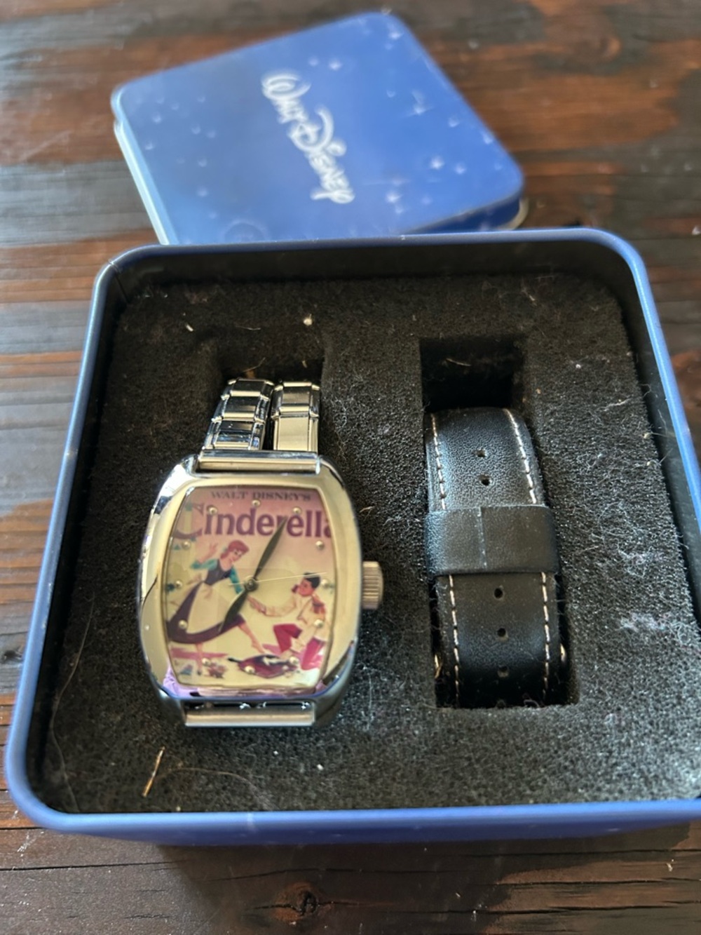 Cinderella Themed Women's Watch with Interchangeable Straps - Blue Dial